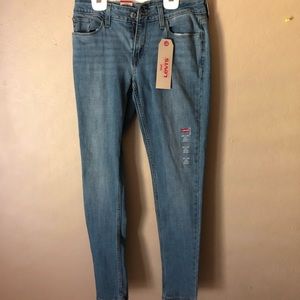 Levi’s Medium Wash Super Skinny Jeans